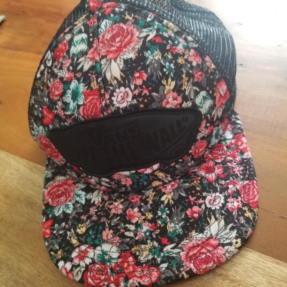 Vans hat - Picture 6 of 8